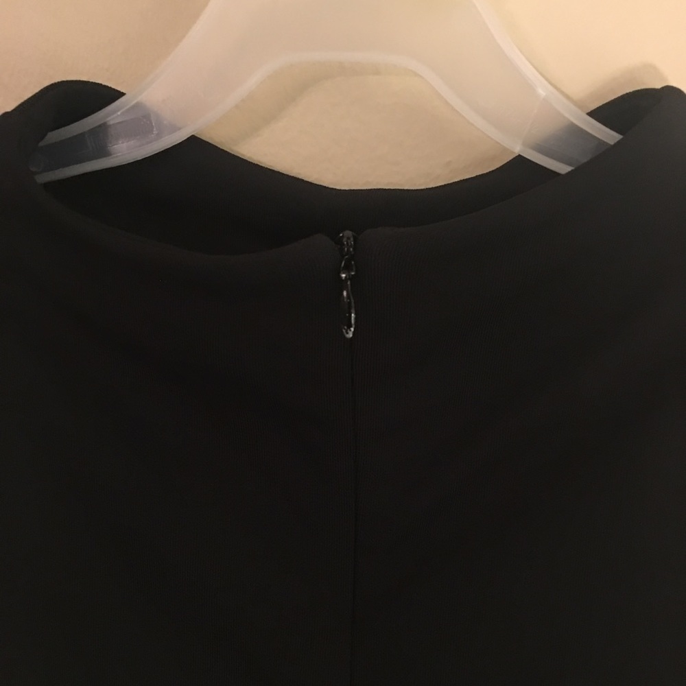 Top - Picture 3 of 6